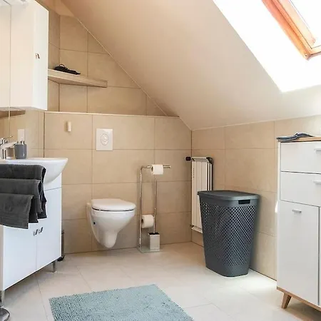 Appartamento Telihold Apartman Velence
